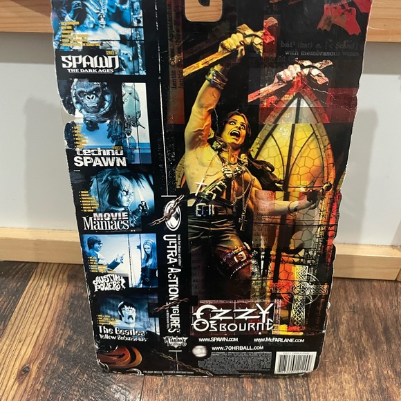 Ozzy Osbourne Action Figure - Picture 9 of 9